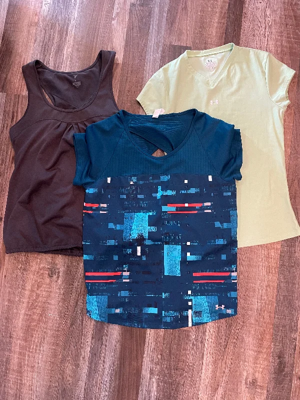 Lot of 3- Under Armour & Old Navy Athletic Shirts Womens size Medium Welt Pockets Slit Pockets Flap Pockets Lot of 3- Under Armour & Old Navy Athletic Shirts Womens size Medium Welt Pockets Slit Pockets Flap Pockets