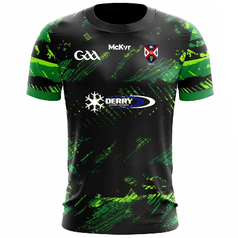 Mc Keever Queens Hurling Training Jersey - Adult - Black/Green Asymmetrical Jersey Blouse Mc Keever Queens Hurling Training Jersey - Adult - Black/Green Asymmetrical Jersey Blouse