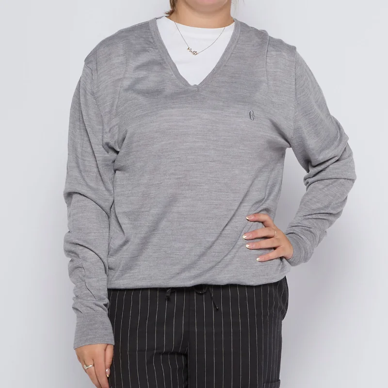 Fine Knit V-Neck Sweater - UK 14 Solid Color Striped Floral Print