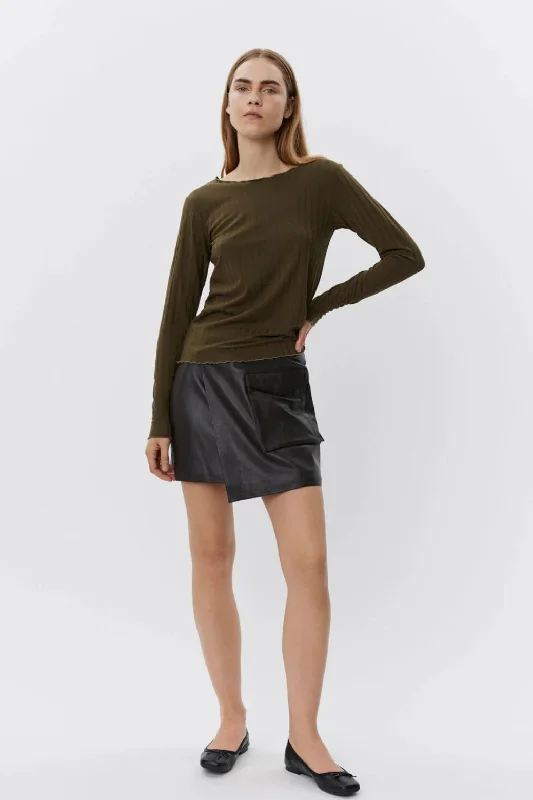 Sofie Schnoor - Short Wrap Leather Skirt flowy skirt hem