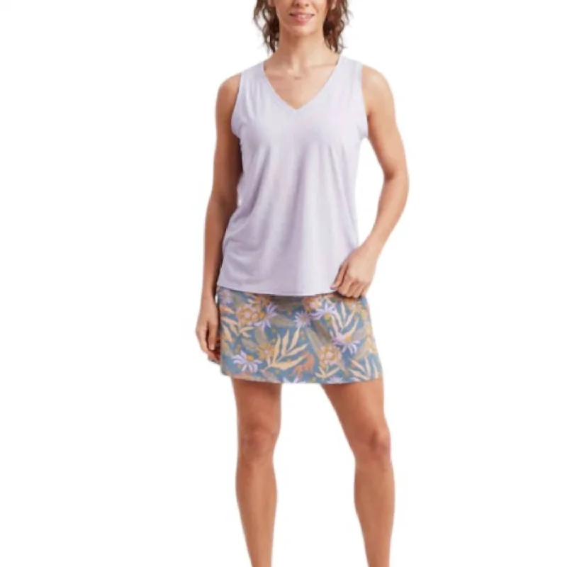 Women's Asha V-Neck Tank Top In Lavender navy tank top